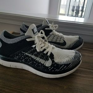 SOLD Nike Free Flynit